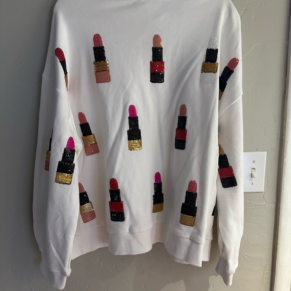 QUEEN OF SPARKLES White Lipstick Sweatshirt - Picture 4 of 4